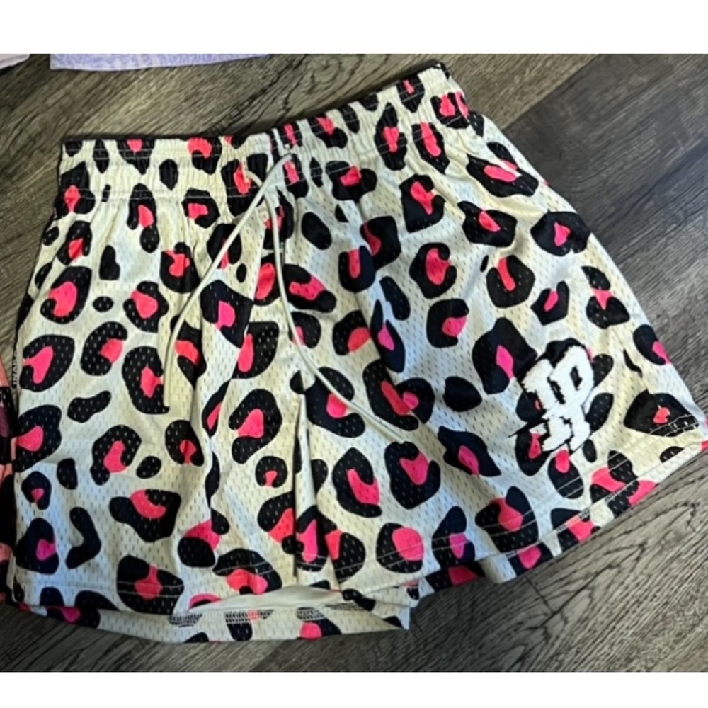 Inaka power mesh shorts cheetah